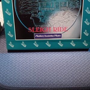 Vintage Libbey Holiday Christmas Platter Embossed Glass Winter Sleigh Ride